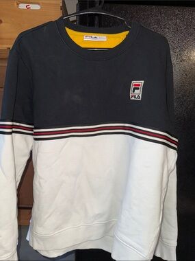 FILA Black, White & Red Crewneck Pullover Sweater Size Large